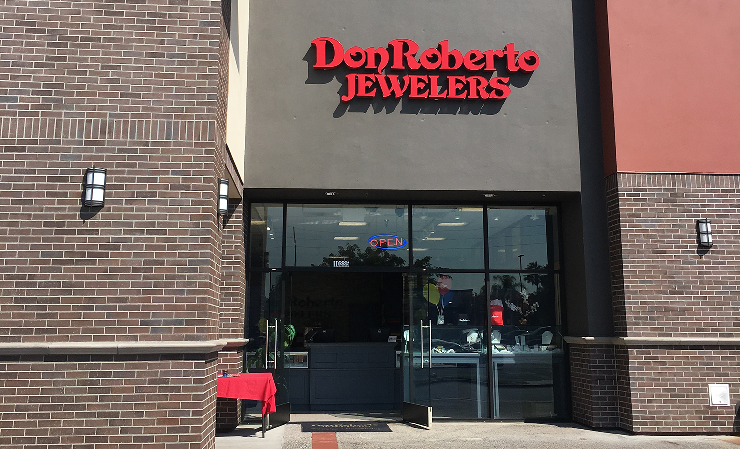 Robertos Jewelry Robertos Jewelry